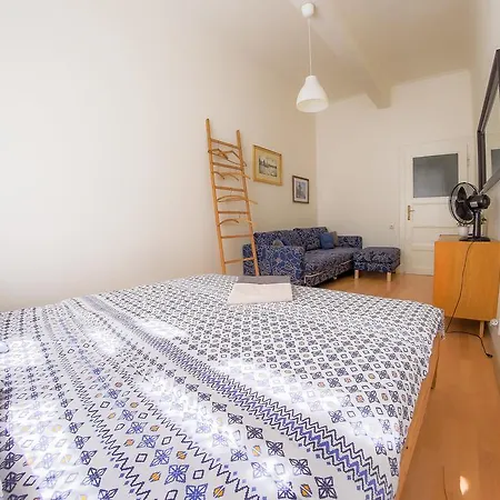 Apartment Stylish 3bdr On Wenceslas Square *