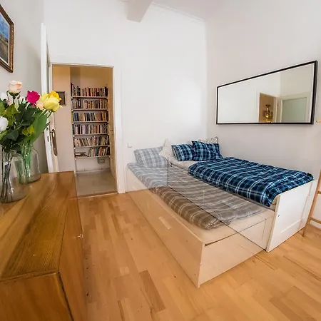 Stylish 3bdr On Wenceslas Square * Prague